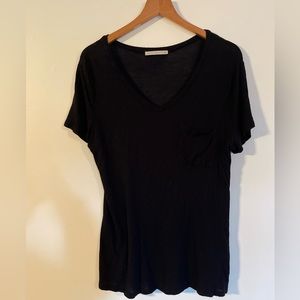 Active Basic Vneck shirt